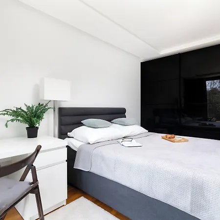 Easy Rent - Amber 10, Basen & Spa, Centrum Free Parking 24h Check-in * Λούμπλιν